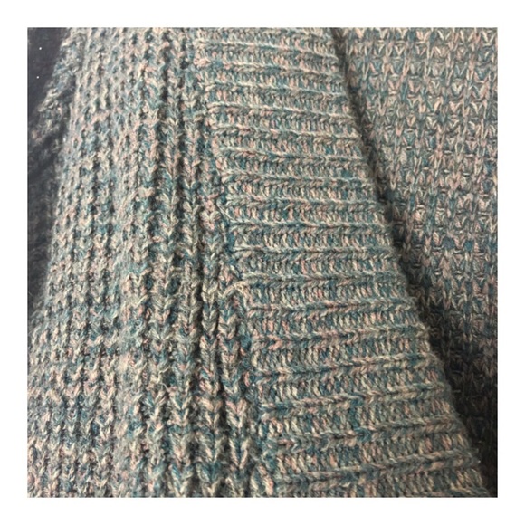 heavy knit sweater - Picture 3 of 3